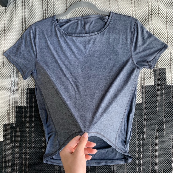 lululemon athletica Tops - Lululemon Hi-Low Tee Size 4